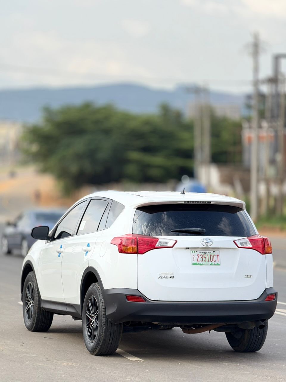 Elegant 4-Bed Duplex with Resort-Style Pool in Ajah