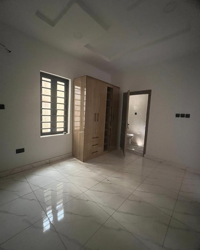 4-Bed Family Haven in Lekki’s Ologolo