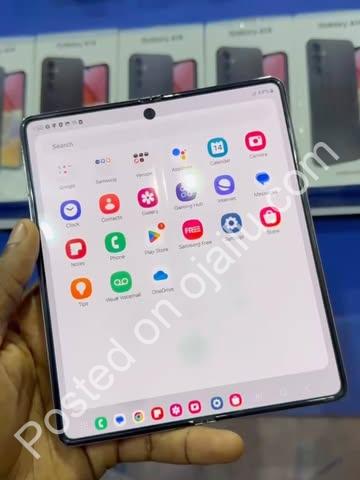 Unfold Your World: Samsung Fold, Premium & Pristine